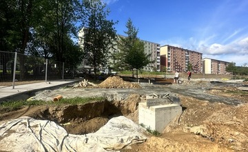 FOTO: Stavenisko revitalizácie sídliska Družba v Bardejove bolo prevzané