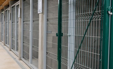 FOTO: O opustené psíky v Poprade bude lepšie postarané. Mestský útulok prešiel výraznou zmenou