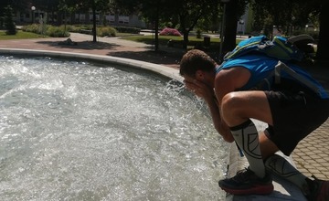 FOTO:  Občerstvenie vo Svidníku počas Rusínskeho ultra behu