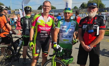 FOTO: Na Prešovskom cyklomaratóne štartovalo 400 ľudí. Ich cieľom bolo ukázať, že aj cyklisti patria na cesty