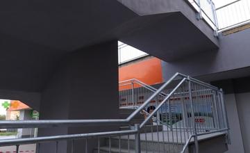 FOTO: Prešovčania môžu využívať nové schodisko na Švábskej ulici. Mesto zaplatilo opravy zo svojich zdrojov