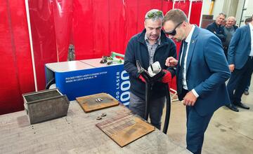 FOTO: V Starej Ľubovni otvorili novú halu spoločnosti LEITECH. Zamestnať tam môžu 100 nových pracovníkov