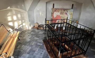 FOTO: Kaplnka na cintoríne v Podolínci prešla obnovou