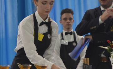 FOTO: Prešovská hotelová akadémia zorganizovala súťaže pre mladých baristov a barmanov