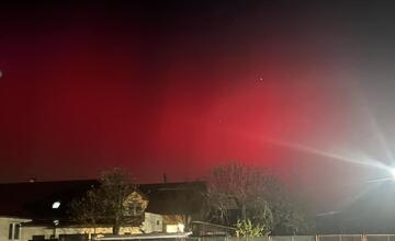 FOTO: Pozrite si fotografie polárnej žiary, ktorá sa ukázala aj nad Prešovským krajom