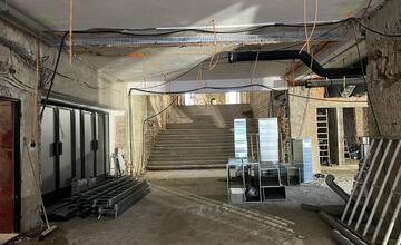 FOTO: Rekonštrukcia Múzea moderného umenia Andyho Warhola v Medzilaborciach