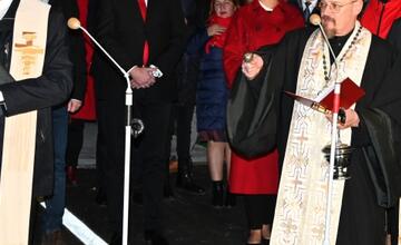 FOTO: Slávnostné otvorenie mosta pre peších a cyklistov v Humennom