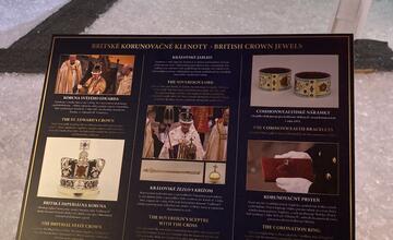 FOTO: Tatranský ľadový dóm na Hrebienku je otvorený. Interiér zdobí Westminsterské opátstvo