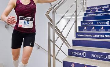 FOTO: Kamila Chomaničová sa venuje behu do schodov