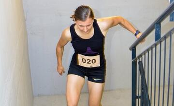 FOTO: Kamila Chomaničová sa venuje behu do schodov