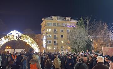 FOTO: Protest Zastavme rozklad demokracie v Poprade
