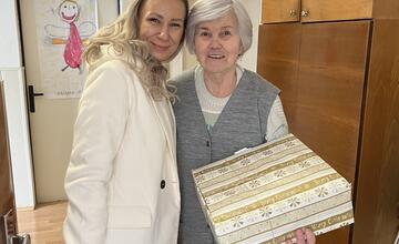 FOTO: V Starej Ľubovni vyzbierali vyše 700 vianočných krabičiek pre seniorov