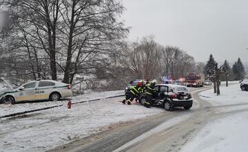 FOTO: V Bardejove došlo v rovnakom úseku už k tretej dopravnej nehode