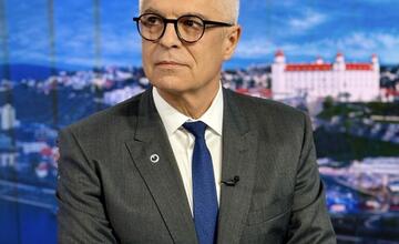 FOTO: V prezidenstkých voľbách si môžete vybrať z jedenástich kandidátov