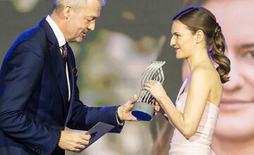 FOTO: Prešovčanka získala Cenu regiónov za Emocionálny kompas