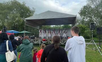 FOTO: Kultúrny program na Deň matiek v obciach a mestách Prešovského kraja