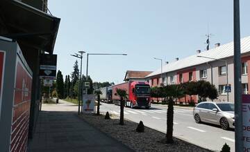 FOTO: V Giraltovciach došlo k dopravnej nehode