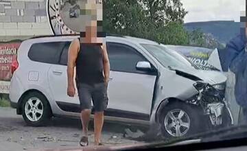 FOTO: Na križovatke v Orkucanoch došlo k zrážke dvoch áut