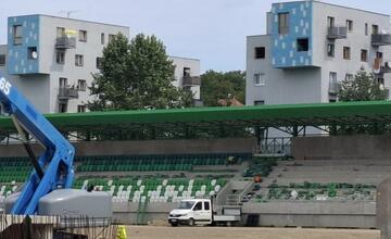 FOTO: Výstavba prešovského štadióna - osvetlenie
