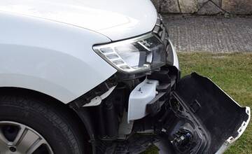 FOTO: Muž mal v okrese Stará Ľubovňa zničiť tri autá