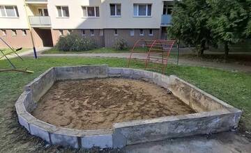 FOTO: Na Sekčove pribudli nové pieskoviská