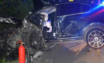 FOTO: Pri dopravnej nehode v okrese Snina utrpel účastník Rasťo ťažké zranenia