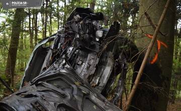 FOTO: Vodič pod vplyvom alkoholu spôsobil nehodu, zasahoval vrtuľník