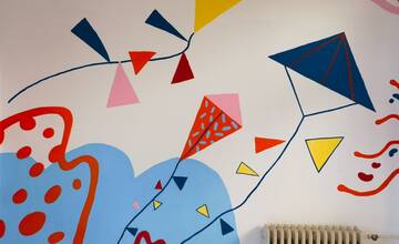 FOTO: Žiaci z Prešova navštívili Centrum sociálnych služieb v Giraltovciach. Takto skrášlili jeho steny