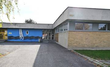 FOTO: Krytý bazén v Humennom prejde rekonštrukciou