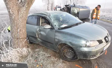FOTO: Na ceste z Abrahámoviec do Jánoviec došlo k dopravnej nehode