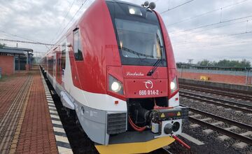 FOTO: Doprava na východe ožíva: Nové moderné vlaky na trati Lipany – Prešov