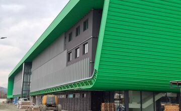 FOTO: Prešovská Futbal Tatran Aréna finišuje – termín dokončenia sa blíži