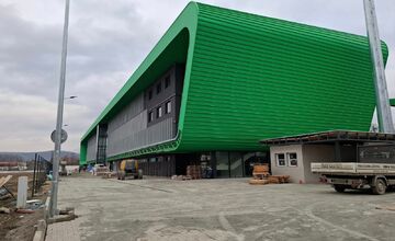 FOTO: Prešovská Futbal Tatran Aréna finišuje – termín dokončenia sa blíži