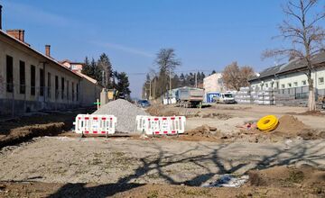 FOTO: Pri Amfiteátri v Prešove vzniká nové parkovisko