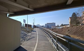 FOTO: Župný most uľahčuje dopravu v Prešove už niekoľko mesiacov