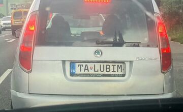 FOTO: Najvtipnejšie ŠPZ na Slovensku? Internet sa baví kreativitou vodičov