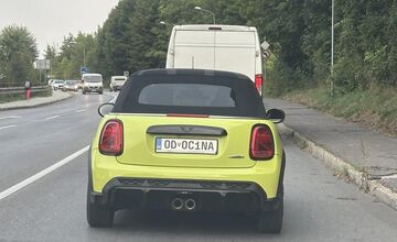 FOTO: Najvtipnejšie ŠPZ na Slovensku? Internet sa baví kreativitou vodičov