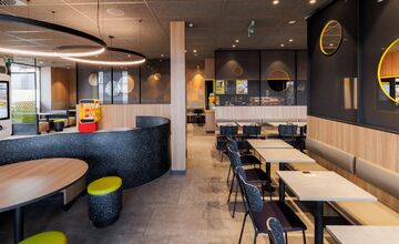 FOTO: Vynovená reštaurácia McDonald's v Prešove