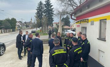 FOTO: Vládna návšteva na východe. Prišiel Fico aj Šutaj Eštok