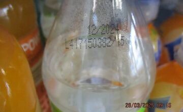 FOTO: Inšpektori kontrolovali predajne potravín. Našli v nich pleseň, mŕtve hlodavce aj trus v potravinách