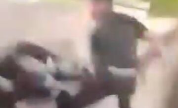 FOTO: Na zastávke v okrese Bardejov došlo k brutálnemu útoku na postihnutého chlapca