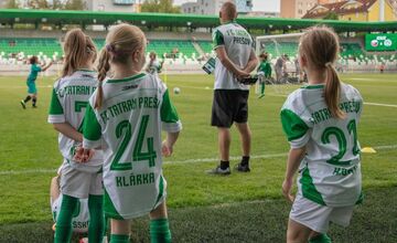 FOTO: Prešov má novú futbalovú svätyňu. Tatran si ju pokrstil postupom!