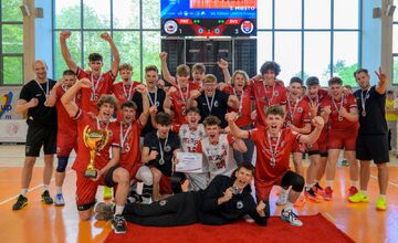 FOTO: Prešovskí juniori získali doma striebro a ovládli tribúny