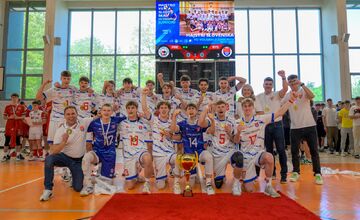 FOTO: Prešovskí juniori získali doma striebro a ovládli tribúny