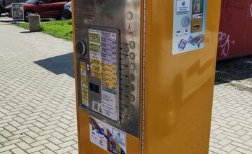 FOTO: Prešovčania viac pípajú, menej cvakajú: MHD využívia viac a viac ľudí