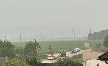 FOTO: Ulice aj cesty v Prešove a okolí sú pod vodou, kde si treba dať pozor?