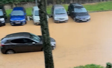 FOTO: Ulice aj cesty v Prešove a okolí sú pod vodou, kde si treba dať pozor?