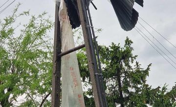 FOTO: Poľskom sa prehnala supercela, strhávala strechy a stromy