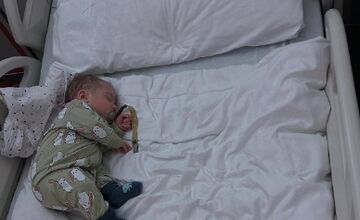 FOTO: Vnuk Andreja Kisku spadol na hlavu. Hrozivý príbeh so šťastným koncom