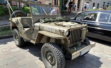 FOTO: Centrum Prešova rozžiarili luxusné veterány. Vieme, akú majú hodnotu